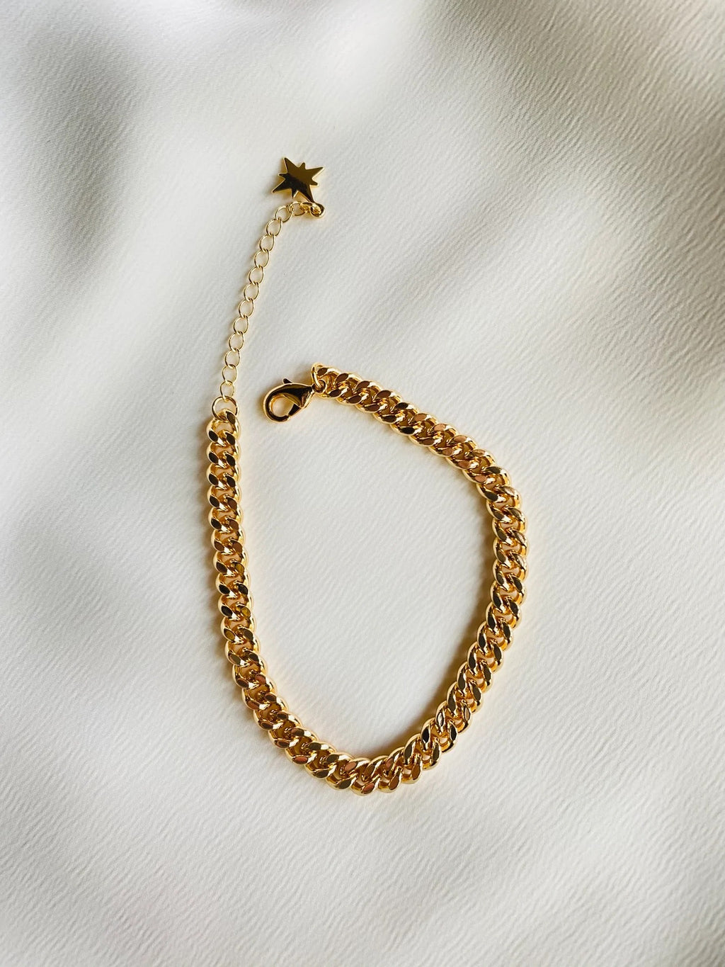 Estrella cuban chain bracelet